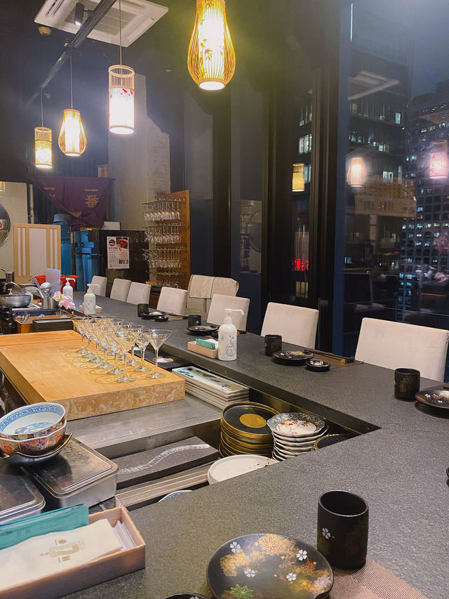 中環高層景色拌日式料理