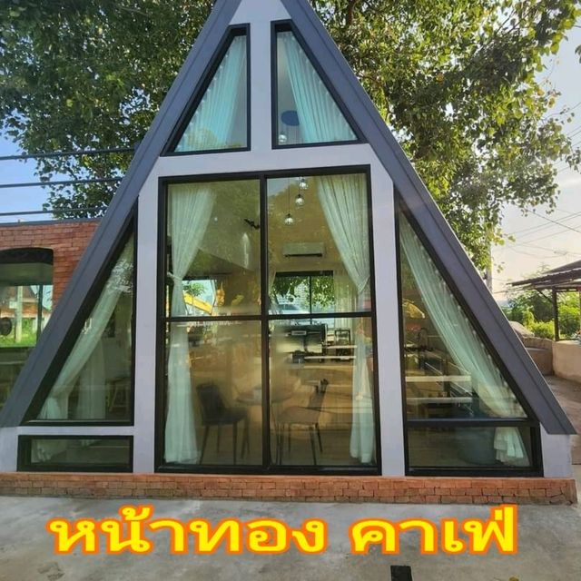 หน้าทอง คาเฟ่