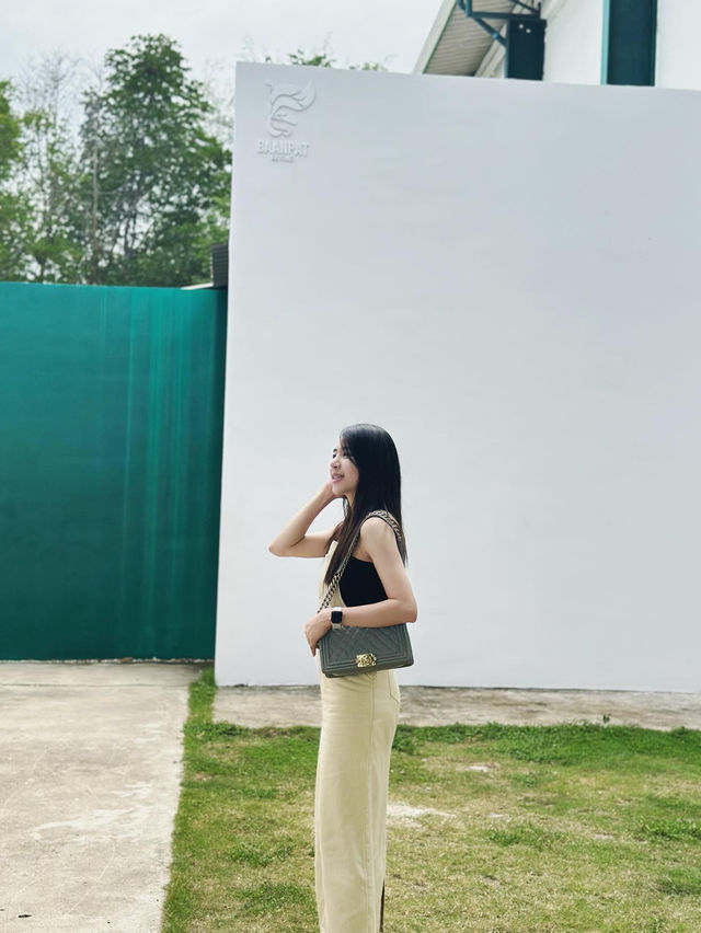 คาเฟ่ที่มีสนามแบดมินตัน🍃