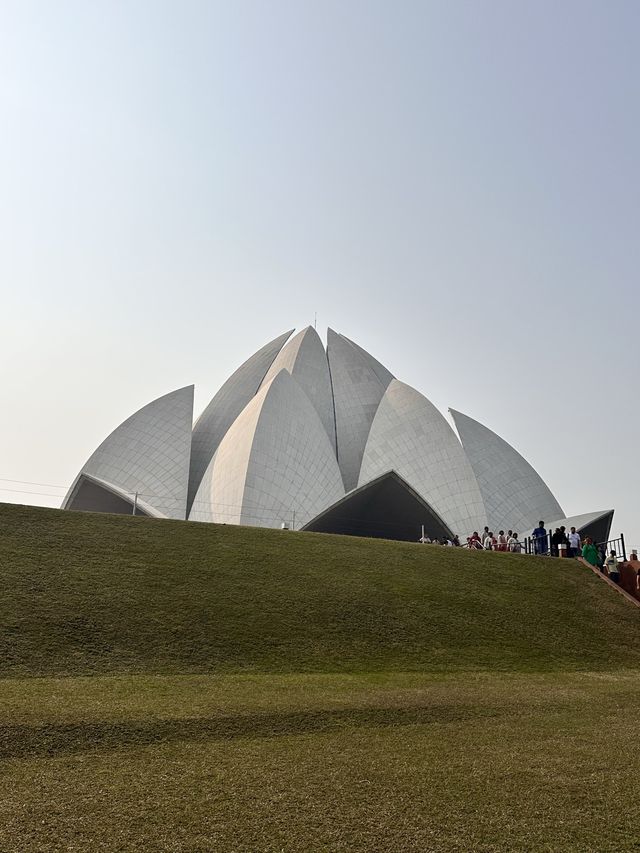 Lotus Temple; Amazing Architecture 