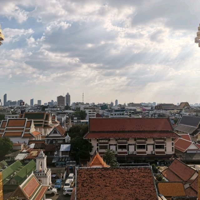 โลหะปราสาทแห่งแรกขิงไทย ณ วัดราชนัดดารามวรวิหาร 