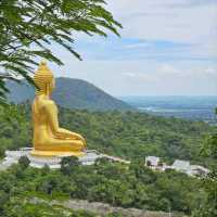 เขาวงพระจันทร์ ลพบุรี  