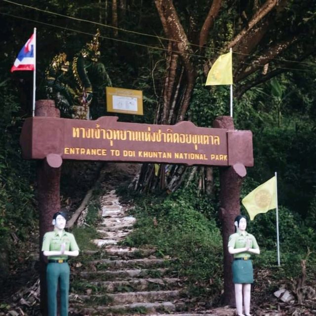 เที่ยวสถานีรถไฟขุนตานในงบไม่เกิน 100 🤩😂👌