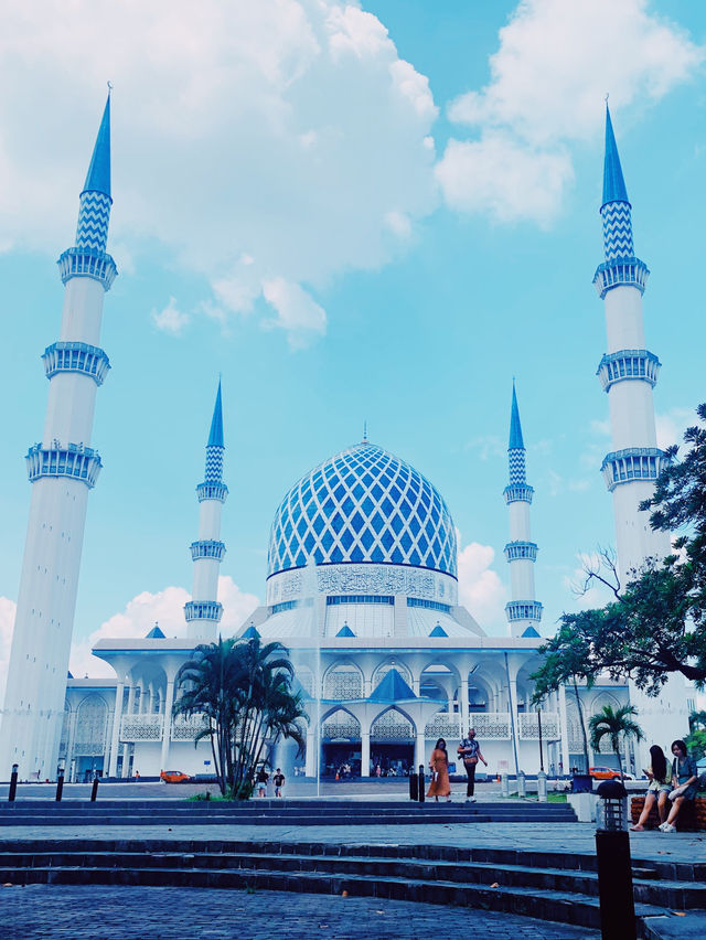 一度は行きたい🕌青のモスク