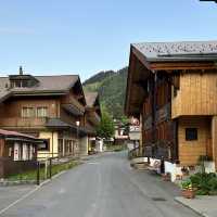 Picturesque mountain village, Mürren