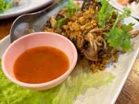 นู๋ยาซีฟู้ดชะอำ NuyaSeafood
