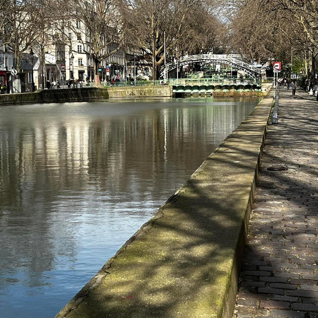 Tranquil Oasis: Charms of Canal Saint Martin🇫🇷