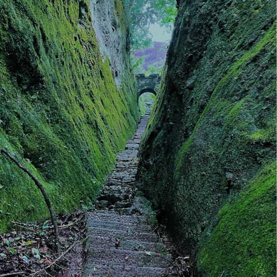攝津峽：山峽奇景