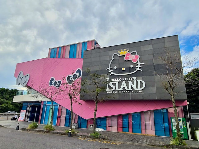 Hello Kitty Island