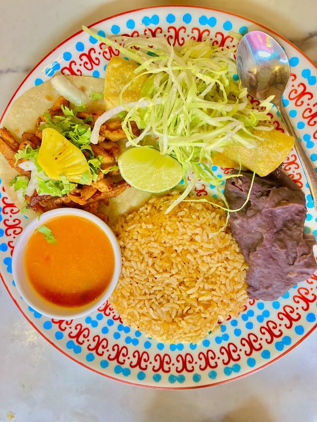 【プノンペングルメ旅】フォトジェニックなメキシカン