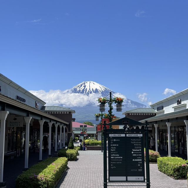 東京｜御殿場Outlets 內酒店，享受富士山美景加購物之旅！