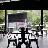SACALUNA COFFEE | SEMI-OUTDOOR & SKATE PARK