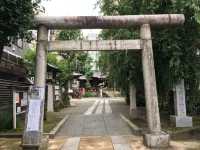 探索池尻稻荷神社：東京市中心的靈性綠洲