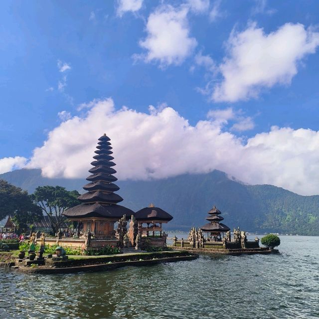 Breathtaking View Of Ulun Danu Beratan Temple