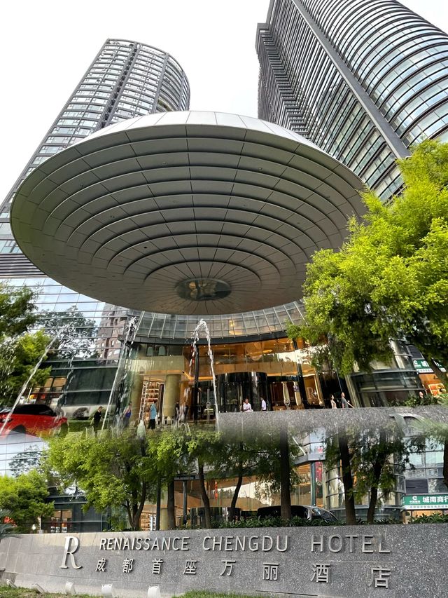 成都首座萬麗酒店，性價比高！