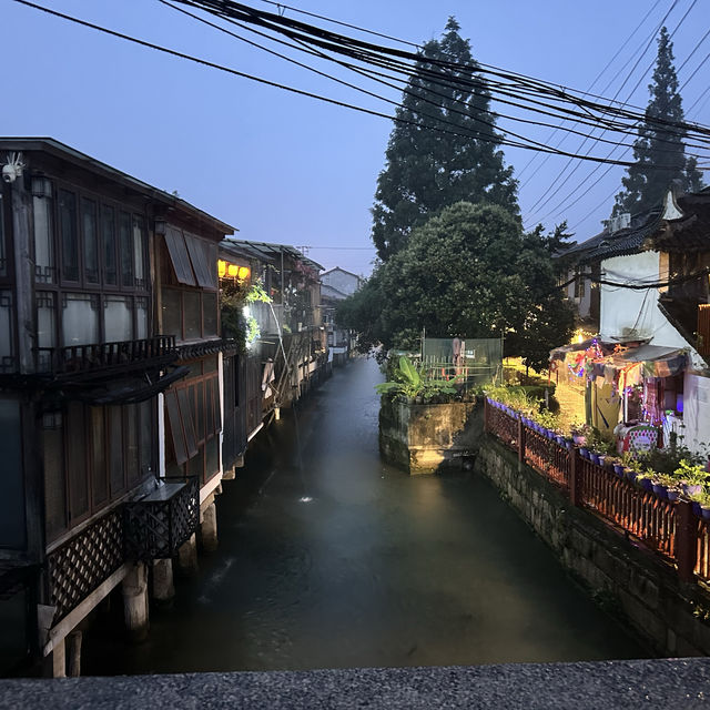 Wandered into Zhujiajiao ancient town 🛶