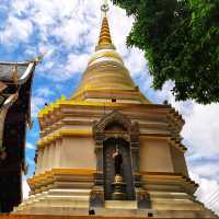 ชมสถาปัตยกรรมล้านนาประยุกต์ที่วัดฝั่งหมิ่น