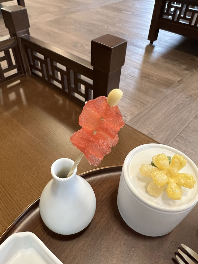 春メニューも美しい、韓国の家「古好斎」