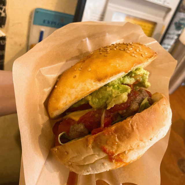 【那覇】一度は訪れたいズートンズ🍔🎵