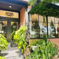 ASTRO HOUSE CAFE บางละมุง 🌟🌟