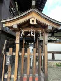 【京都:京都駅エリア】京都駅から徒歩圏内！清和源氏発祥の地「六孫王神社」