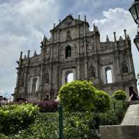 Macau — heaven on Earth with rich culture 