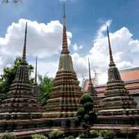 ชมเจดีย์ในวัดพระเชตุพนฯ🌟