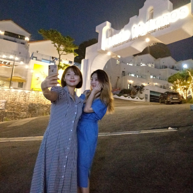 가족여행은 맛있는 음식! 그리고 수영장 있는 숙소가 최고~ 