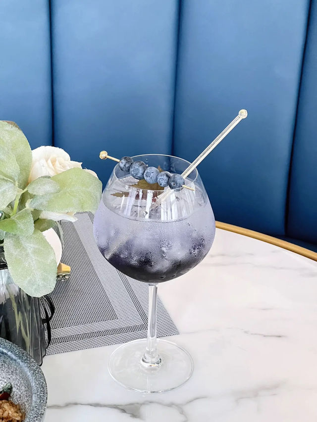  💙🥂แจกพิกัดร้านเดท Vibes สวยตะโกน
