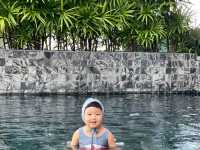 Infinity Pool สระว่ายน้ำลอยฟ้า @Skyview Hotel