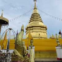 🙏🏻สักการะหลวงพ่อทันใจ วัดพระธาตุดอยคำ