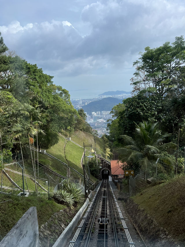 Taking The Tram up to Penang Hill, Malaysia 🇲🇾