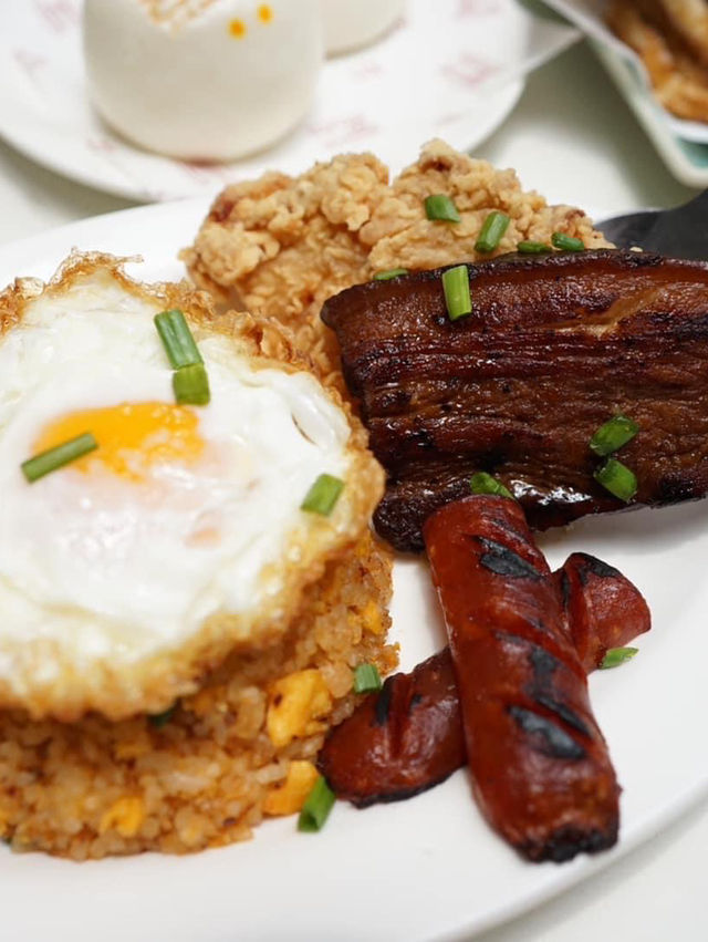 ร้านโมเดิร์นฟาสต์ฟู้ดลับๆในย่านเจริญนคร 