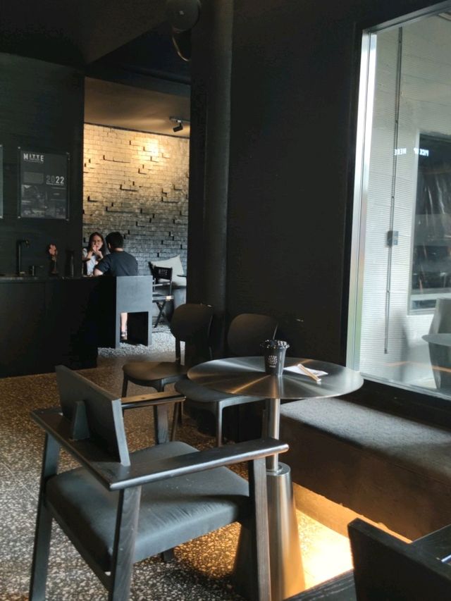 Mitte Coffee roastery คาเฟ่ย่านแจ้งวัฒนะ ปากเกร็ด
