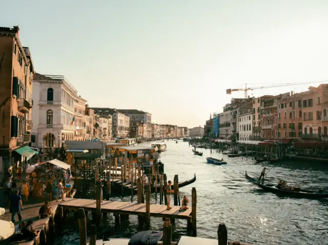 Italy's Water City Venice Gondola Tour