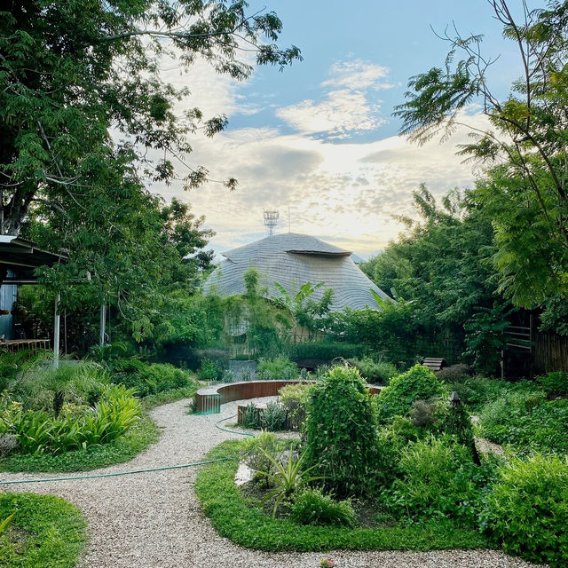 Alchemy Uluwatu: A Plant-Based Paradise 