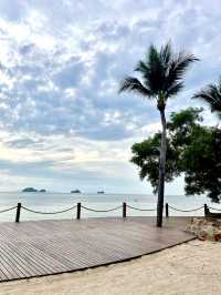 พักผ่อนพร้อมชมวิวทะเลที่ Conrad Koh Samui