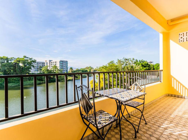 Usabai Riverside Boutique Hotel