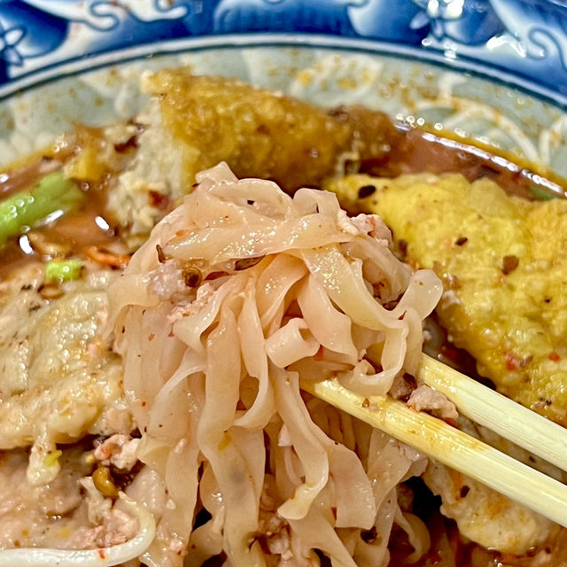 เล็กใหญ่ ก๋วยเตี๋ยวต้มยำโบราณ สาขาบรรทัดทอง