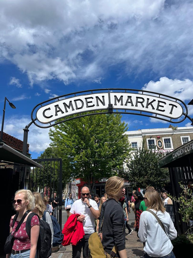 A Londoner brought me to Camden Market - Here’s what i tried! 