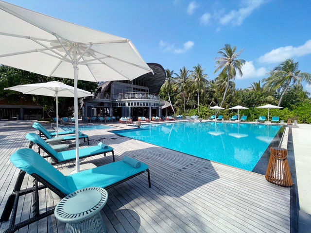 Every day is beach day in the Maldives