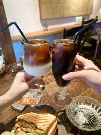 【福岡みやこ町】期間限定の落ち葉の絨毯のカフェ🍂