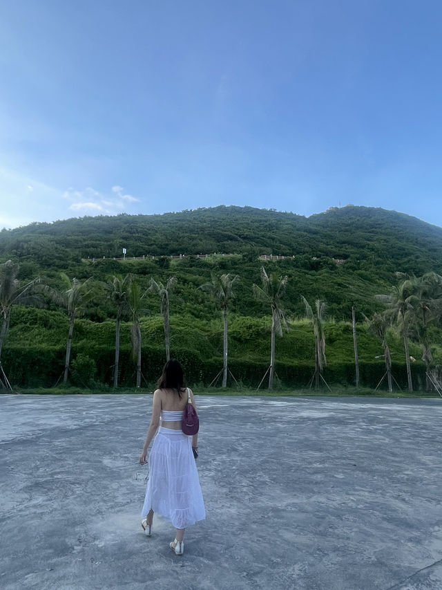 “Yalong Bay Bliss: Discover the Jewel of Sanya”