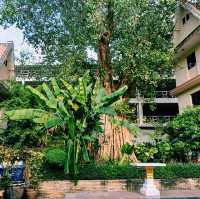 泰國曼谷著名皇家古跡寺廟景點:Wat Krua Wan Worawiharn，建築華麗雄偉，適合打卡拍照📸