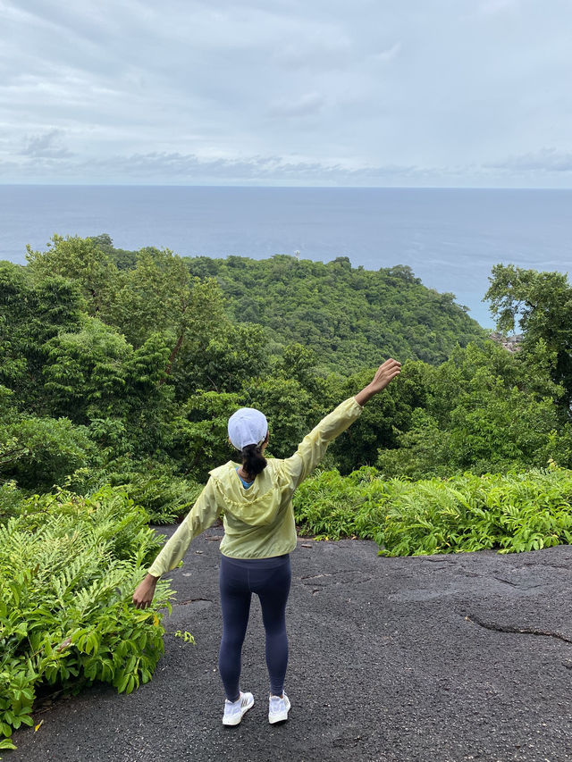 ชวนเดินป่า ไปดู Lighthouse  เกาะเต่ากัน 🏝️🐢