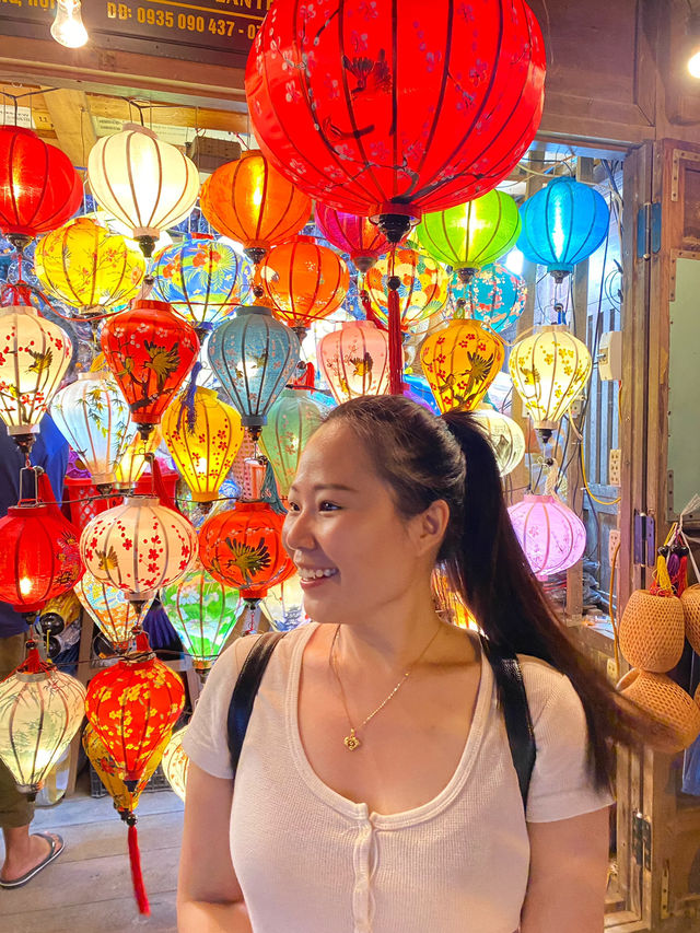 Town fulls of lantern light 🏮