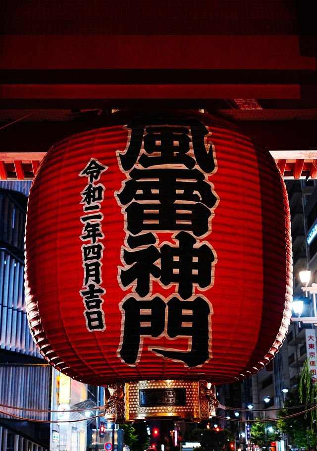 📍 夜晚的雷門 | 旅遊時刻 🌙