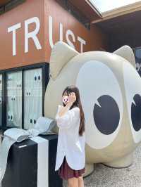 TRUST Cafe and Studio🥸