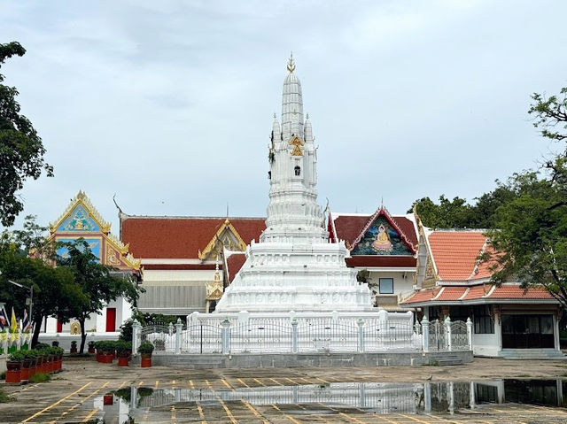 Wat Mani Sathit Kapittharam (Wat Thung Kaew)