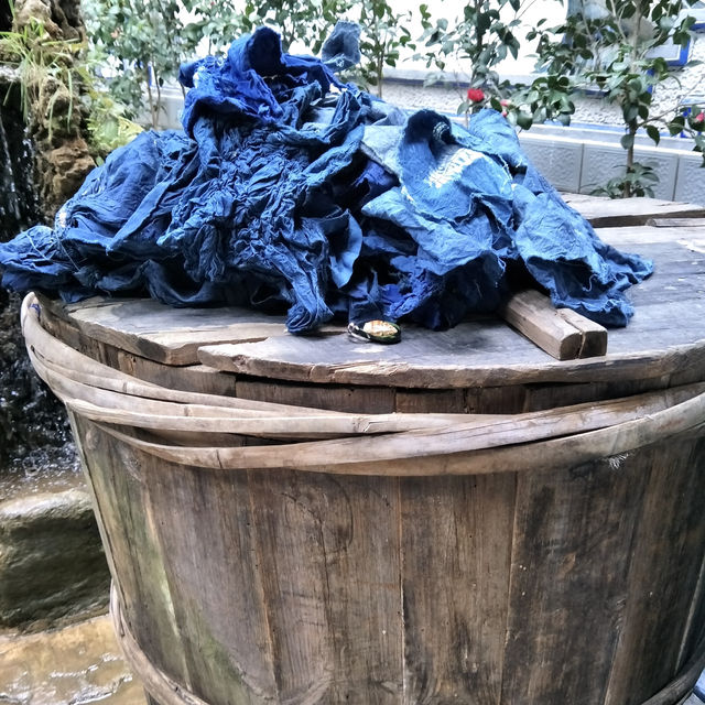 Zhoucheng: The Vibrant Heart of Bai Tie-Dye Culture